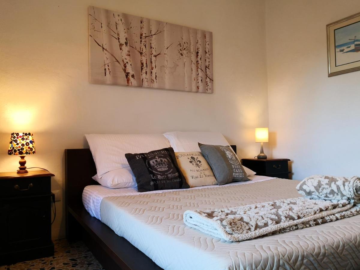 Zia Chiarina Bed & Breakfast San Nicolo Gerrei Eksteriør bilde