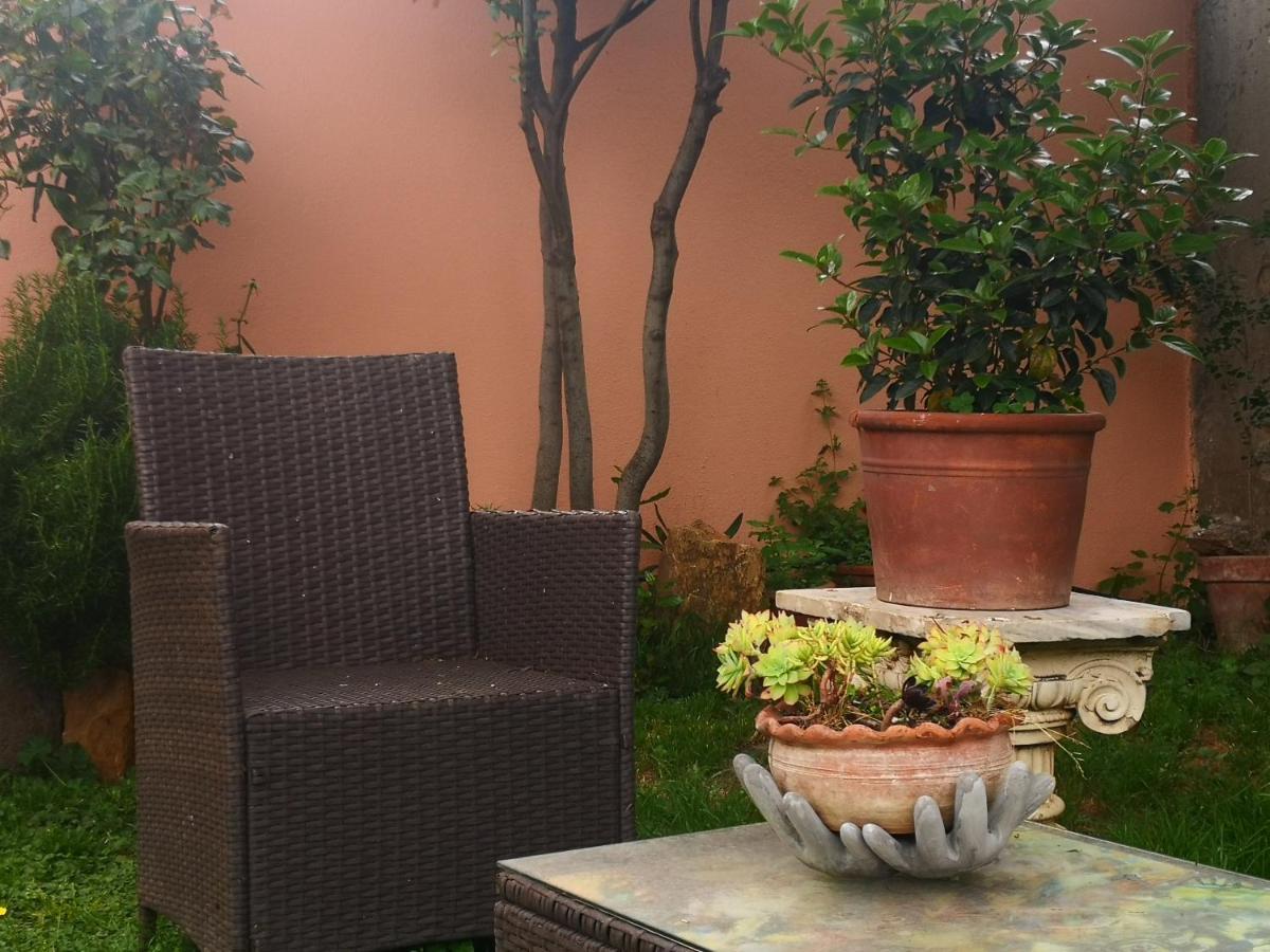 Zia Chiarina Bed & Breakfast San Nicolo Gerrei Eksteriør bilde