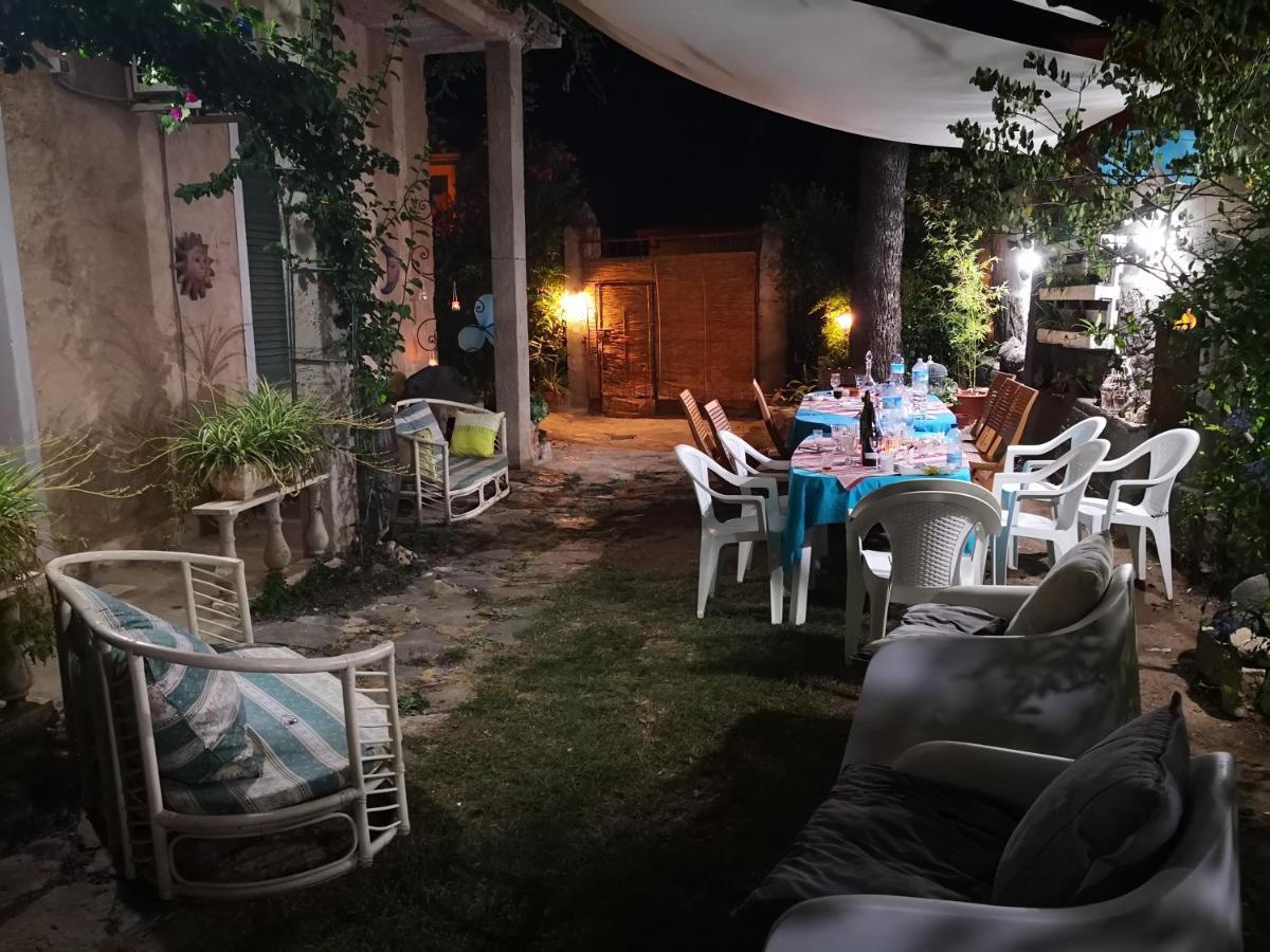 Zia Chiarina Bed & Breakfast San Nicolo Gerrei Eksteriør bilde
