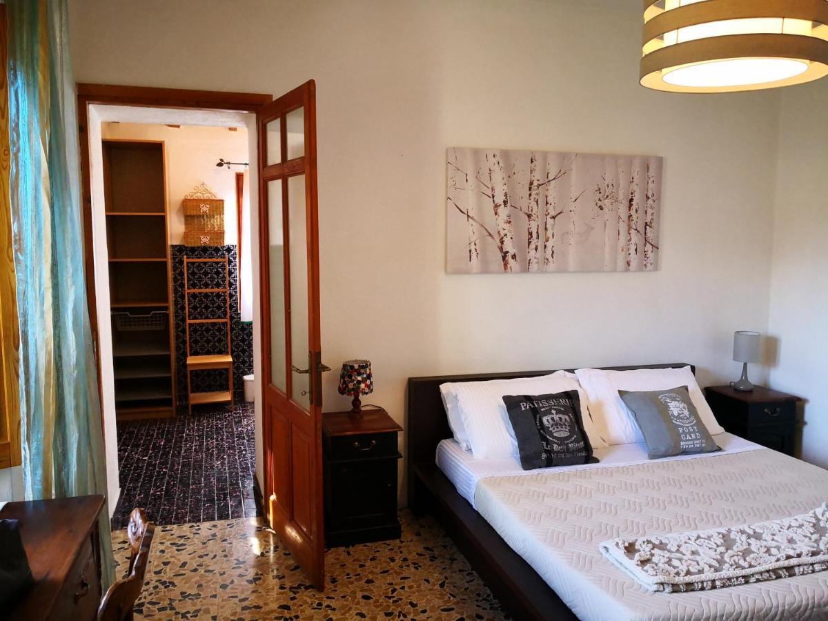 Zia Chiarina Bed & Breakfast San Nicolo Gerrei Eksteriør bilde