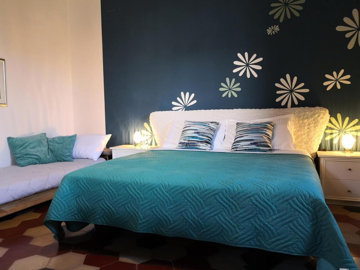 Zia Chiarina Bed & Breakfast San Nicolo Gerrei Eksteriør bilde
