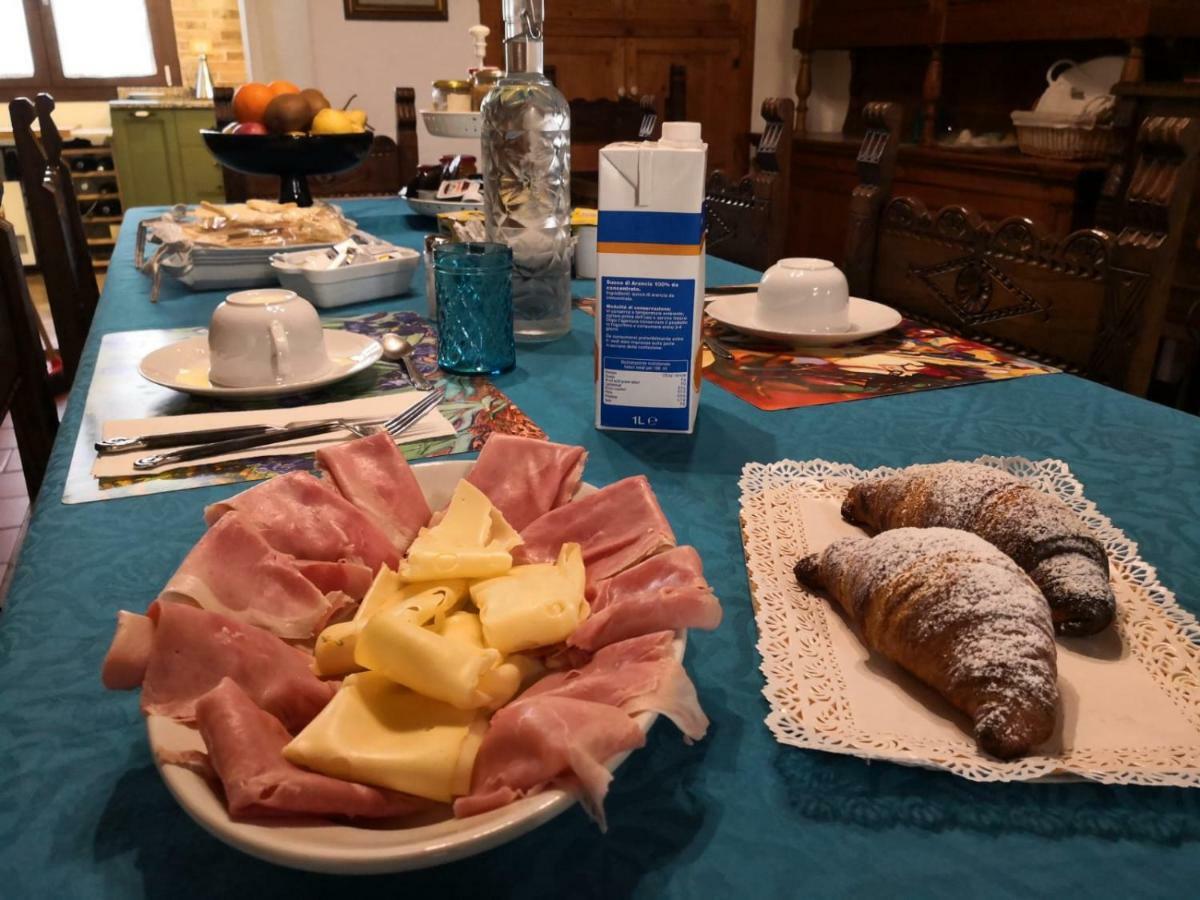 Zia Chiarina Bed & Breakfast San Nicolo Gerrei Eksteriør bilde